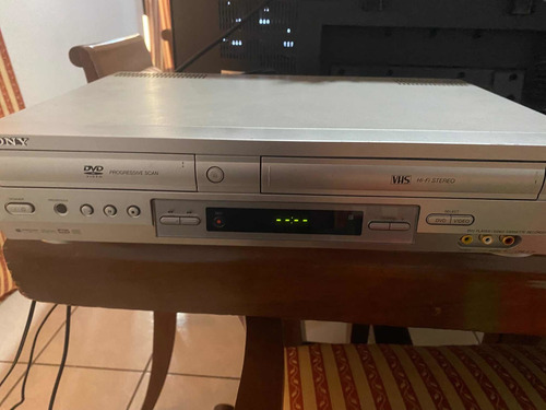Imagen 2 de 6 de Vhs + Dvd Sony