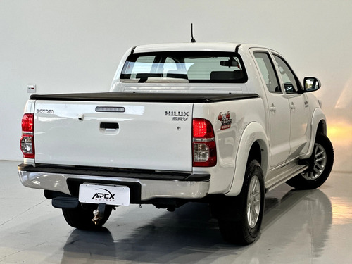 Toyota Hilux 3.0 SRV TOP 4X4 CD 16V TURBO INTERCOOLER DIESEL 4P AUTOMÁTICO