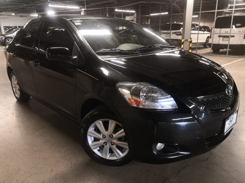 Imagen 3 de 15 de Toyota Yaris 2015 1.5 Premium Sedan At