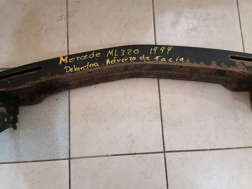 Soporte De Facia Delantera Para Mercedes Ml320 1998-2003 (Usado)
