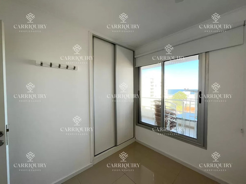 Apartamento En Brava, 3 Dormitorios *