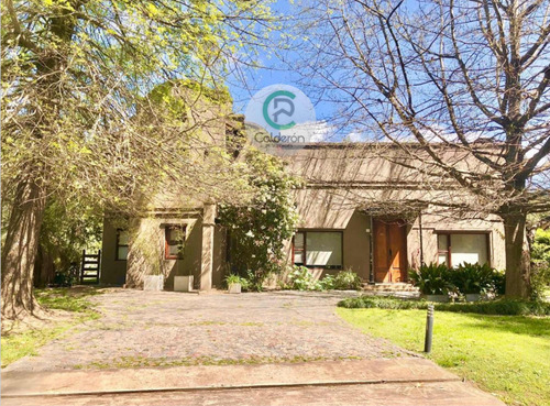 Casa  En  Alquile/venta Country Campos De Alvarez