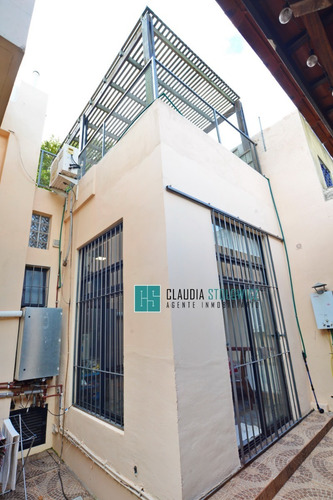 Espectacular Casa Padrón Único Zona Williman Y 21, Ideal Empresa O Familia Con Gusto Por Buenos Espacios