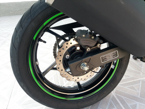 Imagem 5 de 12 de Kawasaki Ninja 400
