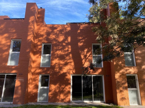 Imagen 17 de 19 de Casa 3 Dormitorios Con Cochera En Venta Acepta Departamentos Como Parte De Pago Fisherton