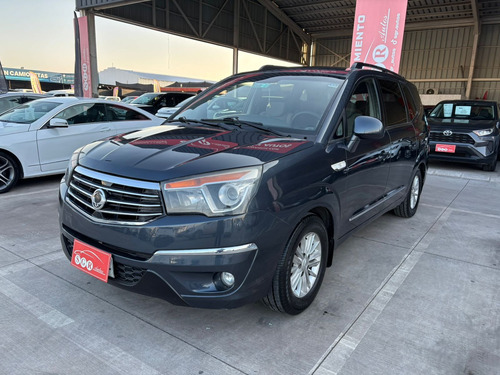 SsangYong Stavic Mt 4x2