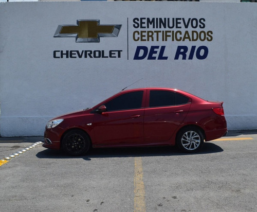 Imagen 2 de 14 de Chevrolet Aveo Ltz 2018 Rojo Cereza