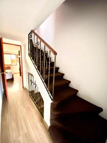 Imagen 5 de 13 de Casa De 3 Habitaciones Mas Estudio, 3 Baños