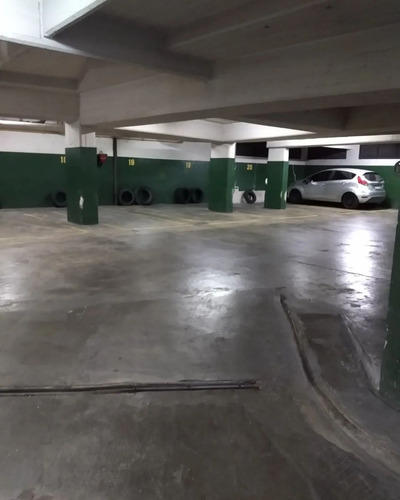 Imagen 5 de 9 de Venta De Cochera Con Porton Automatico En Retiro