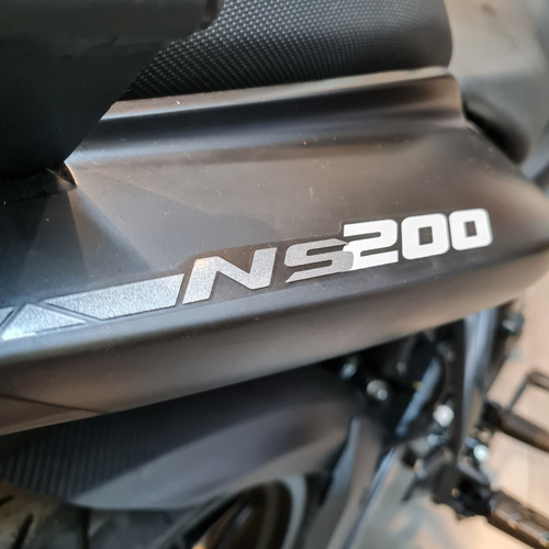 Imagen 8 de 24 de Bajaj Rouser Ns200 Fi - Gran Descuento - Jp Motos