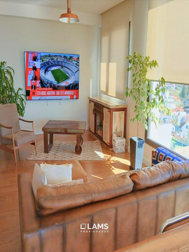 Semi-piso 4 Ambientes Con Vistas Al Mar, Cochera Doble Y Baulera - Playa Grande - Venta