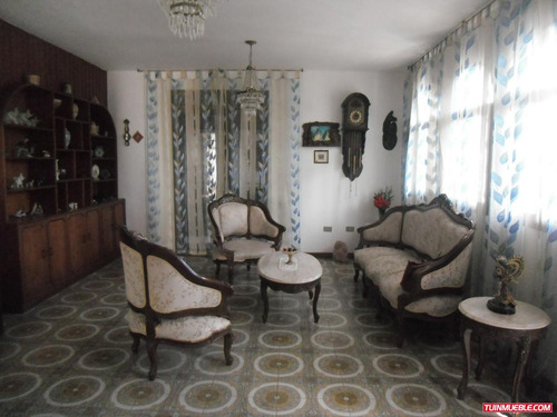 Imagen 2 de 12 de Casas En Venta Urb Los Naranjos