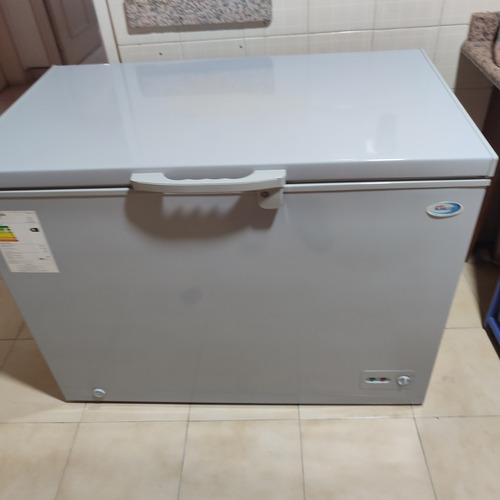 Freezer Marca Khaled 300 Litros