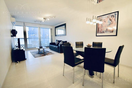 Seasons Tower, Frente Al Conrad Y A La Mansa, 2 Suites.