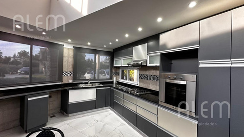 Casa De 4 Ambientes En Alquiler Anual En Canning | Barrio Malibu