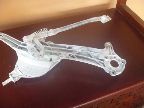 Imagen 2 de 3 de Vendo Varillaje Wiper Mercedes Benz S320l, # 210 820 15 42