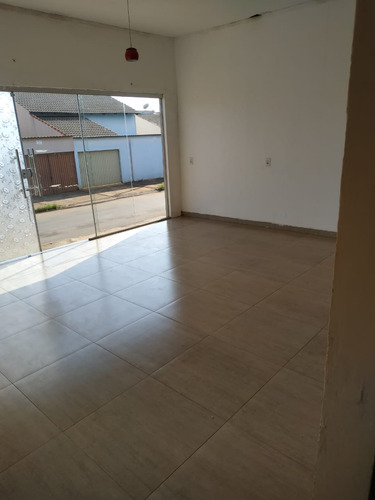 Imóvel Com 3 Construções Em Nerópolis Go