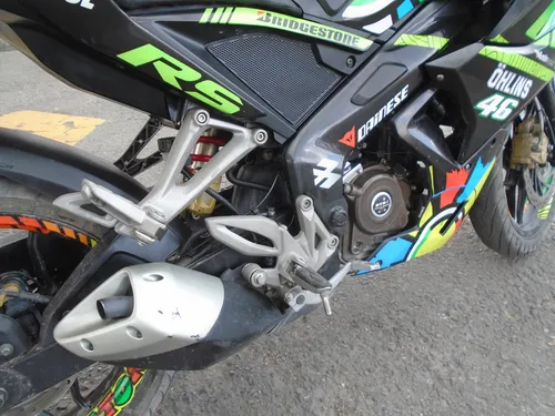 Bajaj Pulsar Rs 200 2017