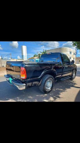 Ford F-250 3.9 Xlt 4x4 2p