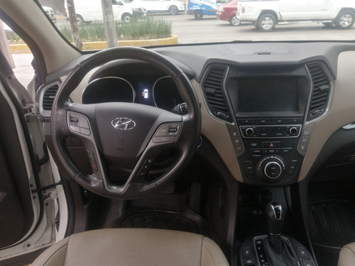 Imagen 5 de 13 de Hyundai Santa Fe 2018 3.3 Limited Tech At