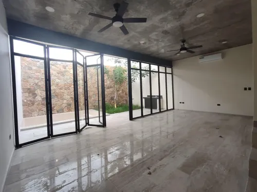Casa En Venta Merida, Privada 30.30 Temozon Norte, Diciembre 2024.