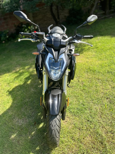 Vendo Voge 500 R. Tomo Permuta Menor Valor.