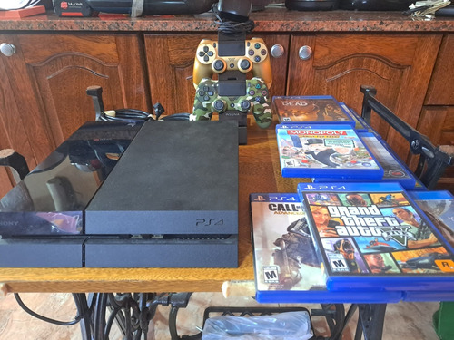 Playstation 4 Slim 1t + 2 Joysticks Con Cargador Y 9 Juegos