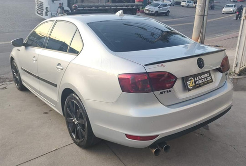 Imagem 13 de 15 de Volkswagen Jetta 2011 2.0 Comfortline Flex 4p Automática
