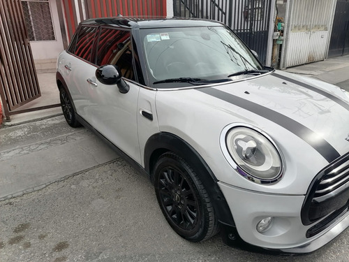 Mini Cooper 1.5 Pepper 5 Puertas At