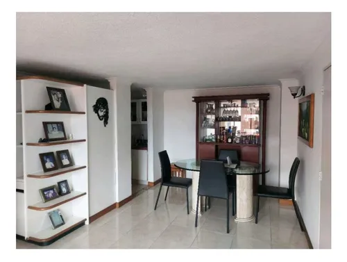 Venta Apartamento En Loma De Los Bernal Parte Baja