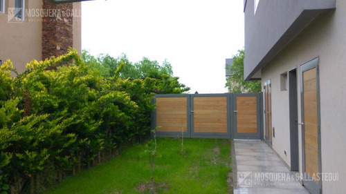 Casa En Venta/alquiler Al Río En San Benito!