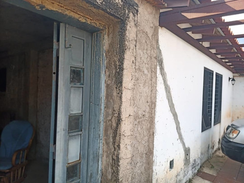 Imagen 10 de 14 de Se Vende Casa La Cumaca Pozo Cod. 142015 Mzp 04144146049