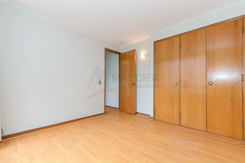 Departamento En Venta De 3 Dorm. En Las Condes