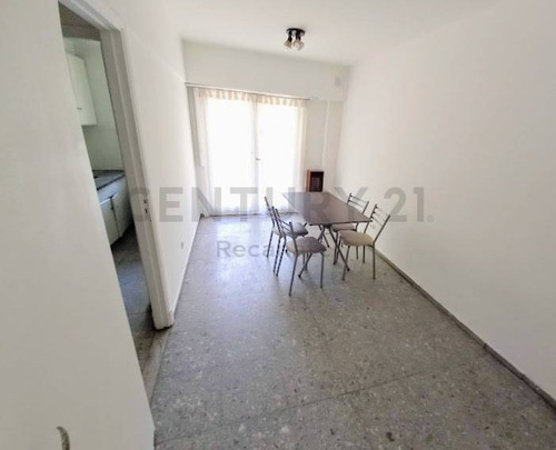 Imagen 3 de 18 de Departamento Externo C/ Patio Y Balcón, Posible Subdivisión - Centro - Id 36090