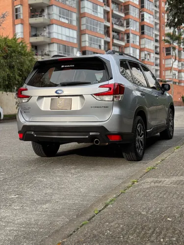 Subaru Forester 2.0 Xt