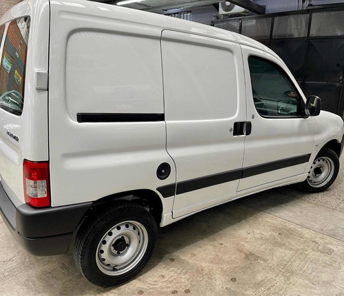 Imagen 4 de 24 de Peugeot Partner Furgón Confort 1.6