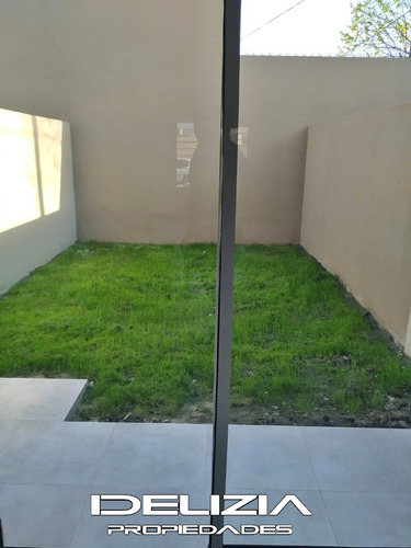 Venta De Duplex 3 Ambientes En Castelar