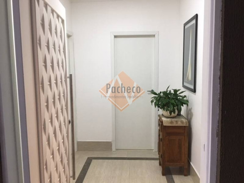 Casa Assobradada Em Jundiaí, 330 M², 04 Suítes, 05 Vagas, R$ 920.000,00 - 2163