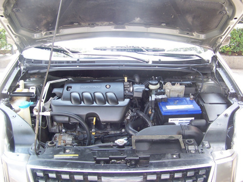 Imagen 2 de 11 de Nissan Sentra 2009 2.0 Custom 6vel Mt