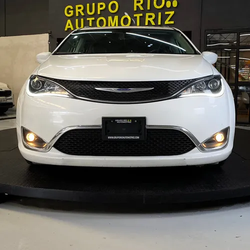 Chrysler Pacifica 2020