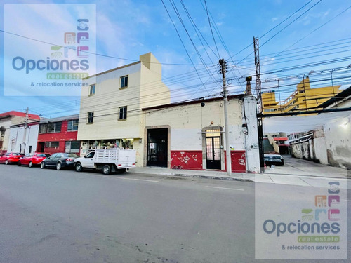 Casa En Veta / Renta