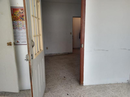Renta Oficina 38 M² Col. Centro Tuxpan Veracruz