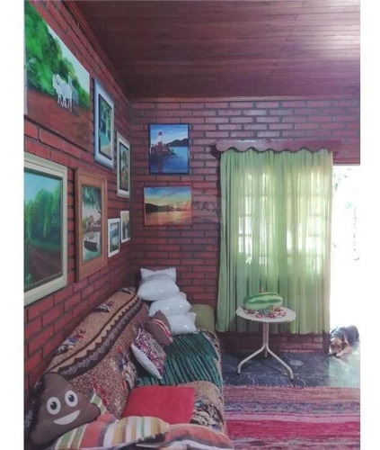 Imagen 5 de 11 de Vendo Casa En Hohenau Con 3 Habitaciones Y 2 Baños.