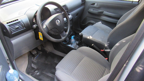 Volkswagen Suran Confortline 2010