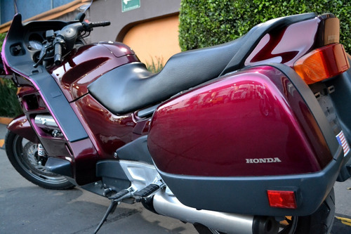 Imagen 10 de 15 de Honda St 1100 Pan European Excelente Manejo. Sin Fallas
