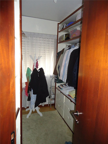 Imagem 14 de 15 de Amplo Apartamento No Centro - Ap1525