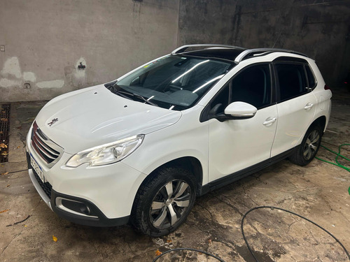 Peugeot 2008 1.6 Feline