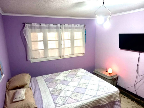 Casa En Venta De 3 Dorm. En La Cisterna