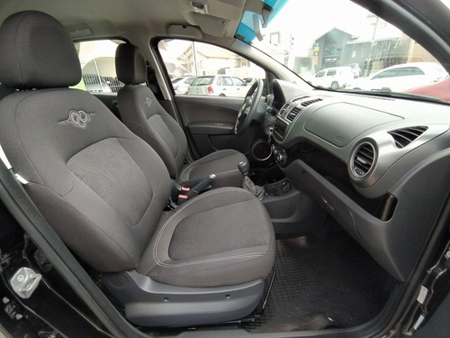 Imagem 11 de 11 de Fiat Grand Siena 1.4 Flex Attractive Manual Completo