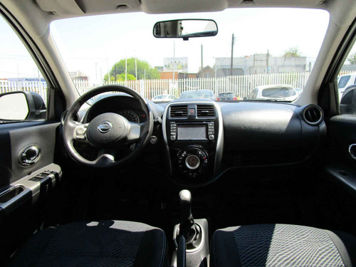Imagen 12 de 15 de Nissan March 2018 5p Sr L4/1.6 Man